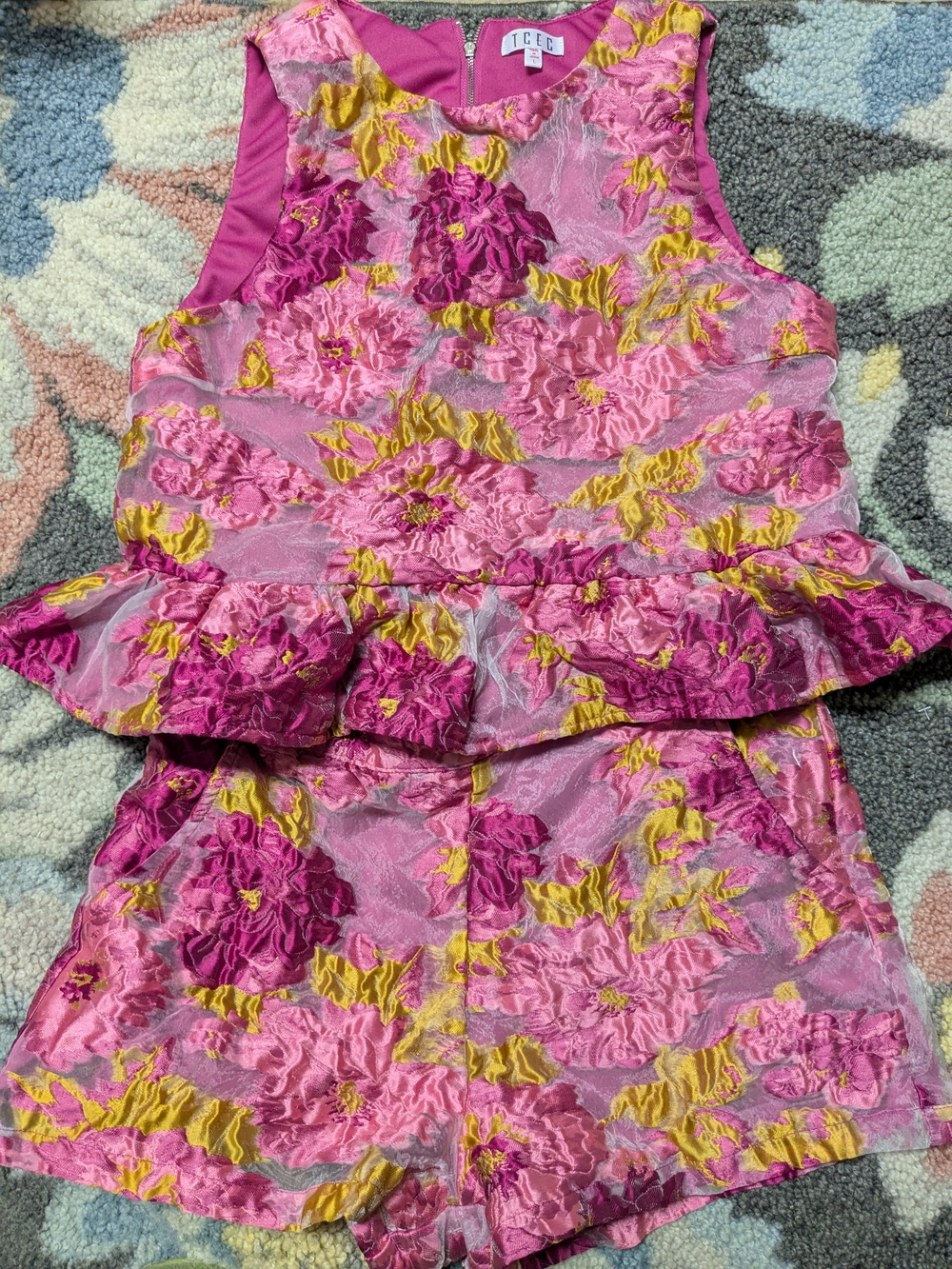 Tcec Pink Floral Peplum Top and Shorts Set